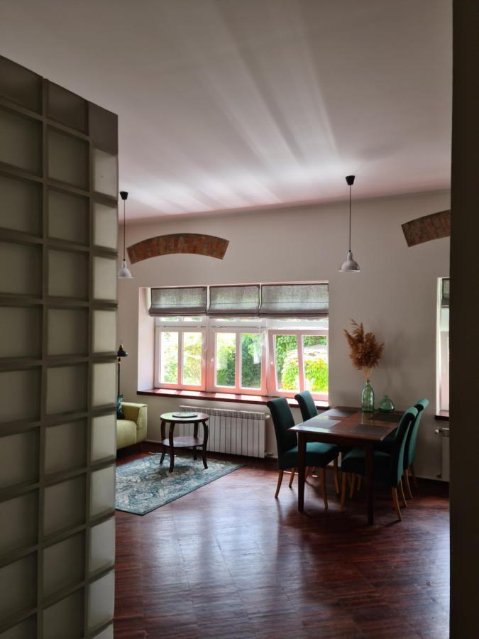 Apartament W Starej Szkole Apartment Srebrna Gora Ngoại thất bức ảnh