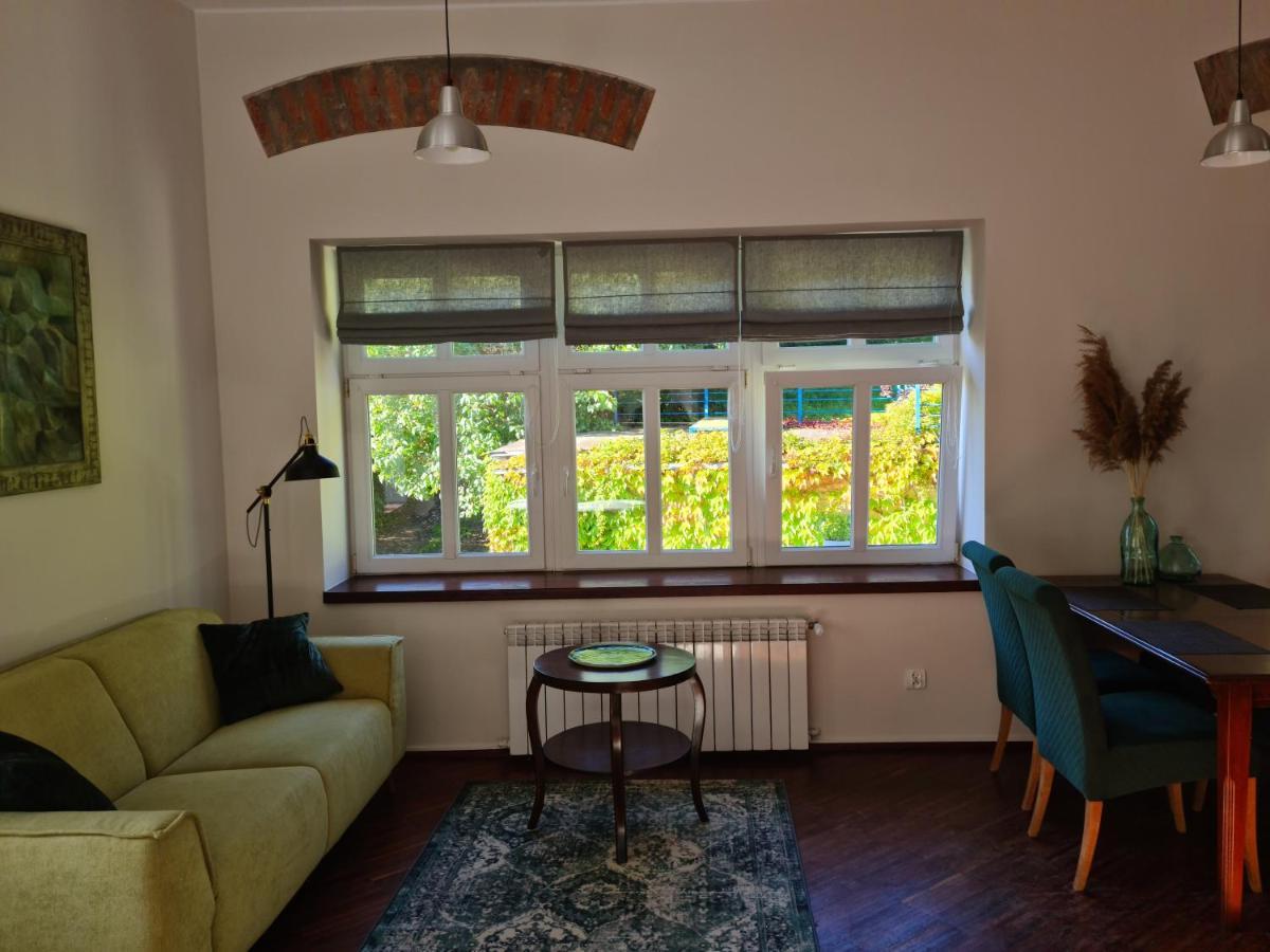Apartament W Starej Szkole Apartment Srebrna Gora Ngoại thất bức ảnh