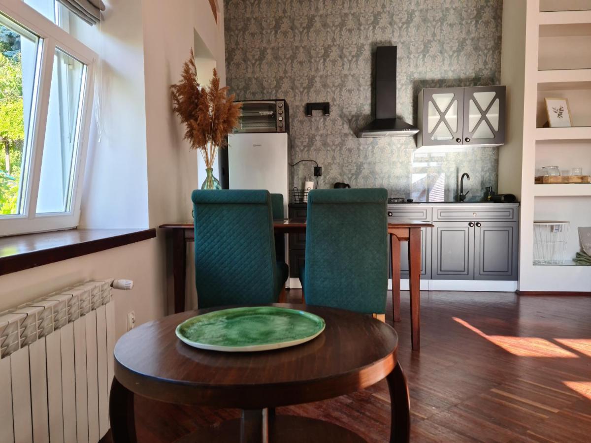 Apartament W Starej Szkole Apartment Srebrna Gora Ngoại thất bức ảnh